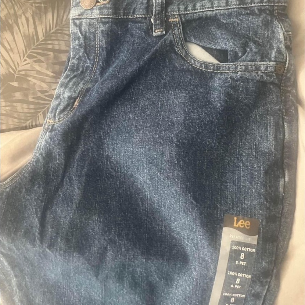 Straight leg Lee blue jeans